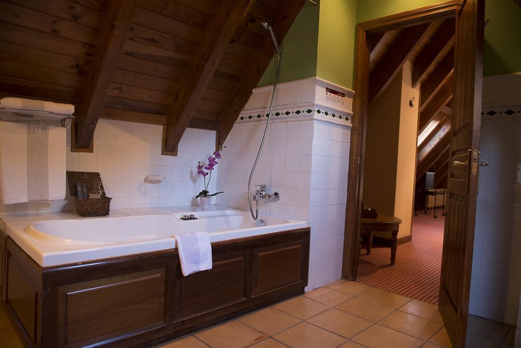 Hotel Chalet Bassibe Baqueira Beret Exterior foto