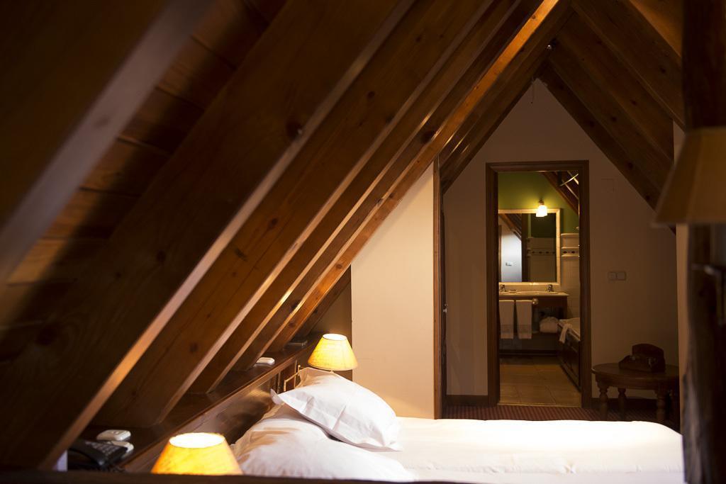 Hotel Chalet Bassibe Baqueira Beret Exterior foto