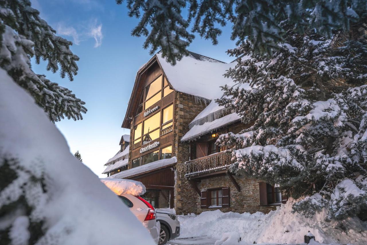 Hotel Chalet Bassibe Baqueira Beret Exterior foto